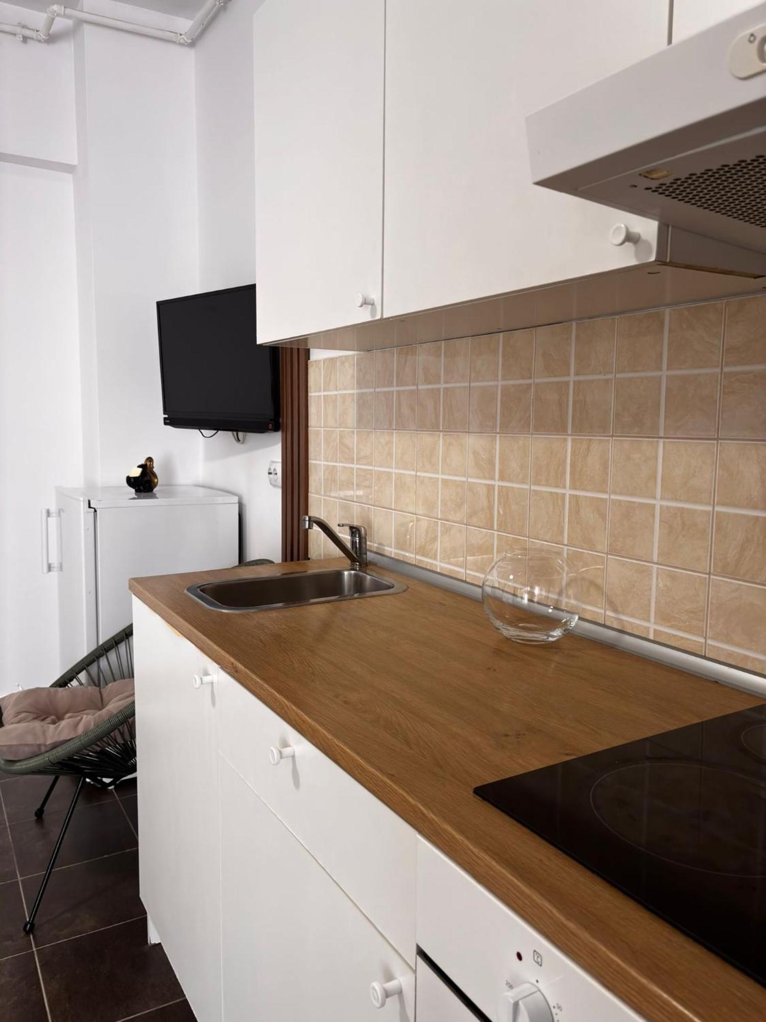 Central Studio Bucharest Бухарест Экстерьер фото