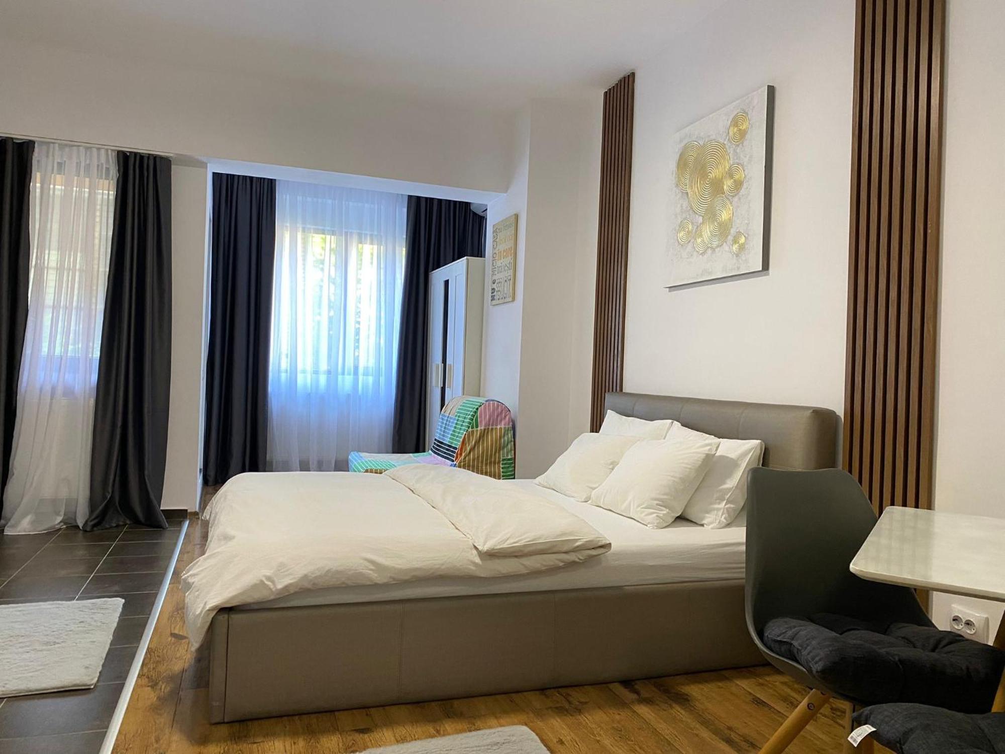 Central Studio Bucharest Бухарест Экстерьер фото